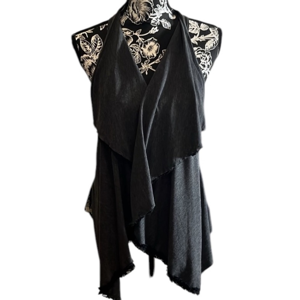 B’leev size medium dark gray cotton vest black lace back